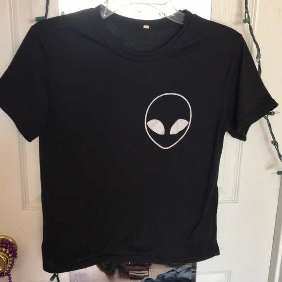 Black alien crop top - Picture 1 of 2